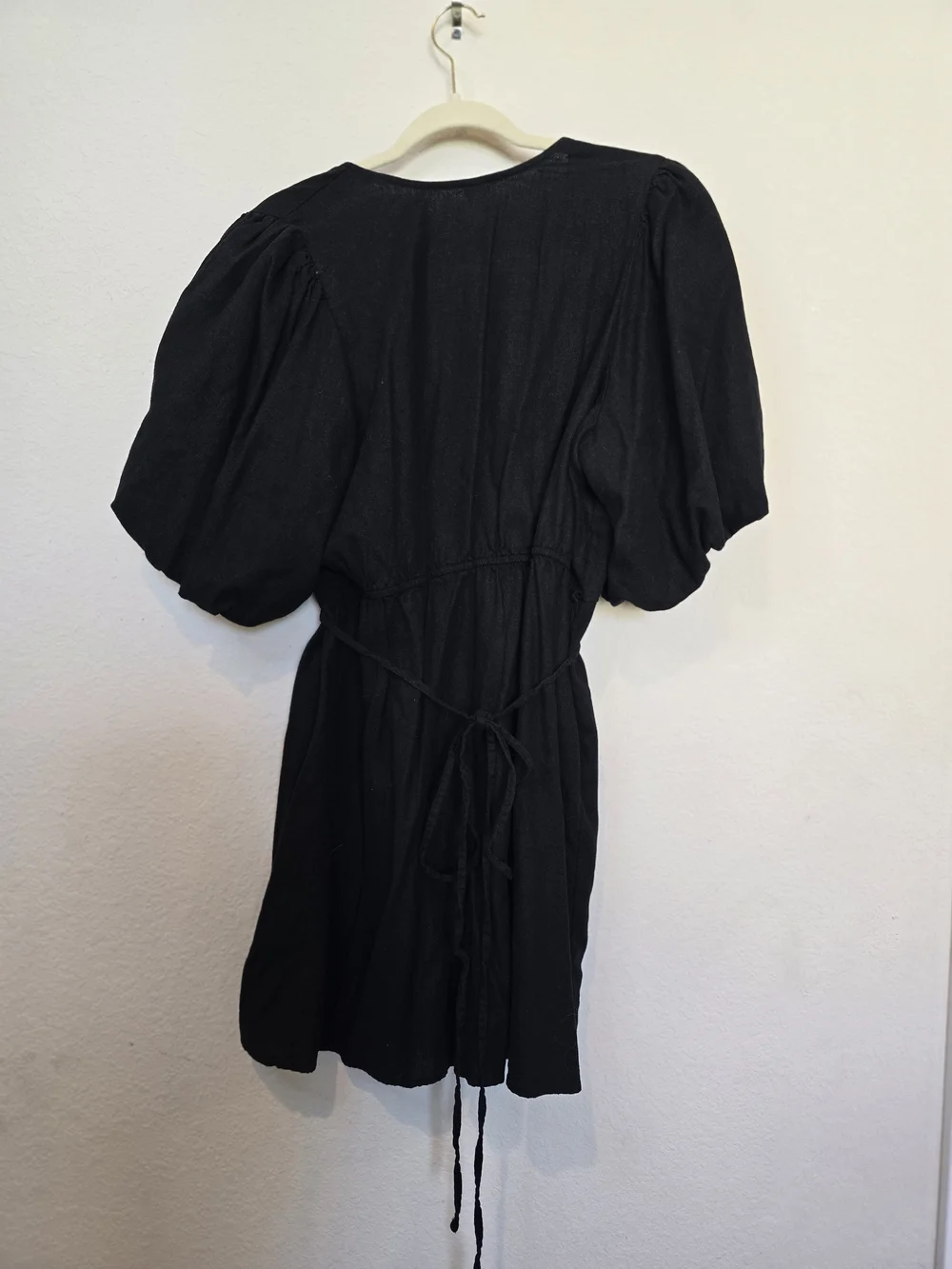 Old Navy Black Puff-Sleeve V-Neck Midi Wrap Dress Sz XL - Picture 2 of 6